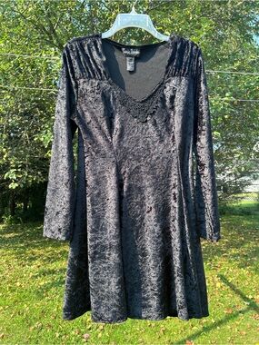 Vintage 90s Jamie Brooke black Crushed Velvet Dress